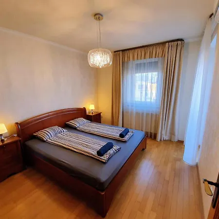 Centrum With Free Parking Apartment Gyor