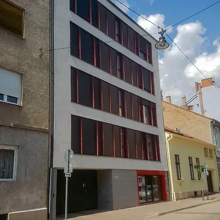 Apartment Centrum With Free Parking