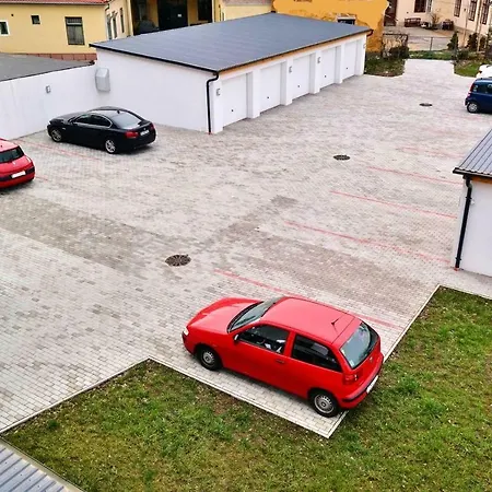 Apartment Centrum With Free Parking