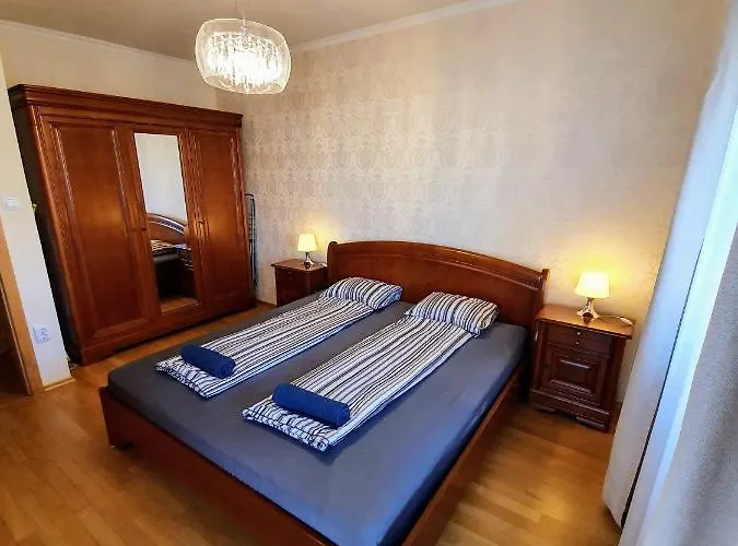 Apartament Centrum With Free Parking Győr